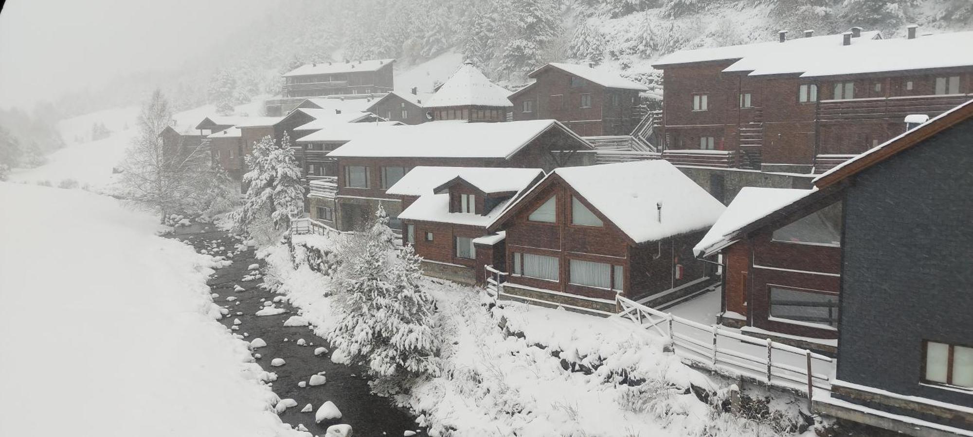 Cabana De Madera Valle De Incles Orenetes エクステリア 写真